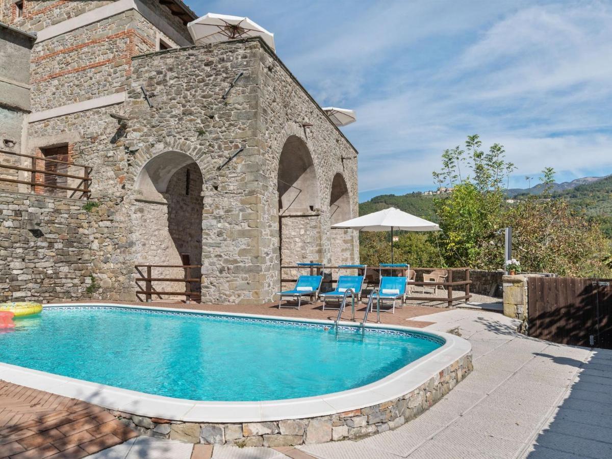 Ancient Farmhouse With Private Heated Hot Tub And Pool Villa Casola in Lunigiana Exterior photo