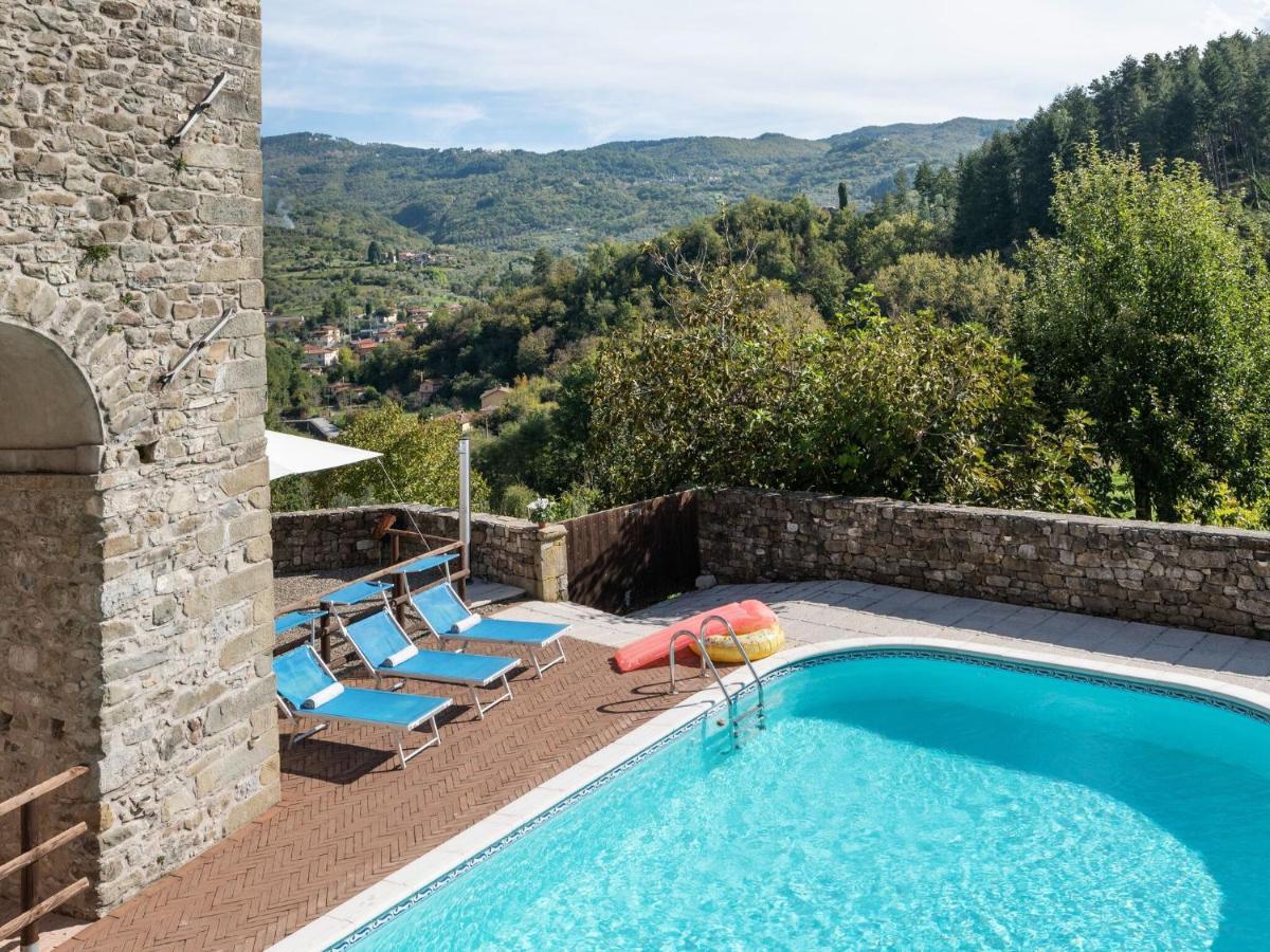 Ancient Farmhouse With Private Heated Hot Tub And Pool Villa Casola in Lunigiana Exterior photo