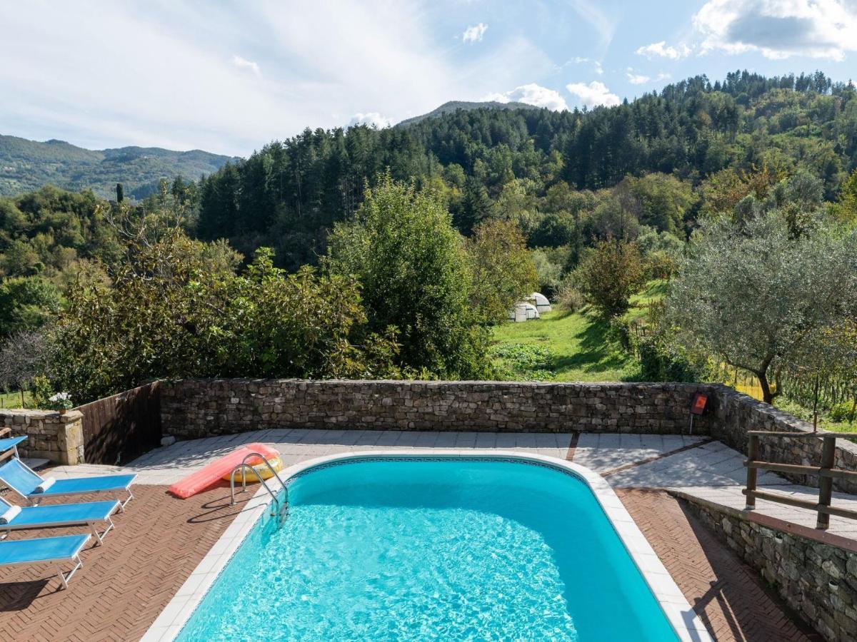 Ancient Farmhouse With Private Heated Hot Tub And Pool Villa Casola in Lunigiana Exterior photo