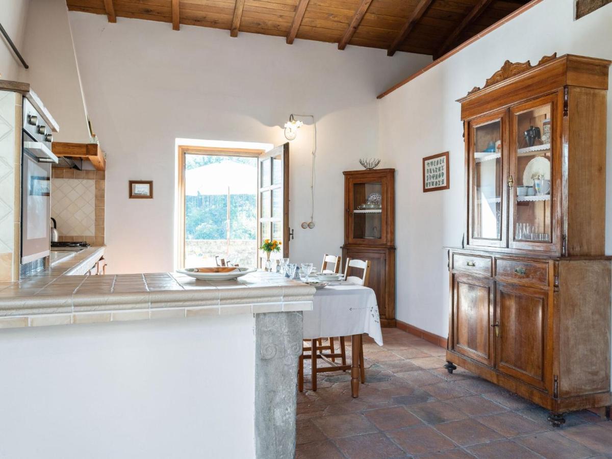 Ancient Farmhouse With Private Heated Hot Tub And Pool Villa Casola in Lunigiana Exterior photo